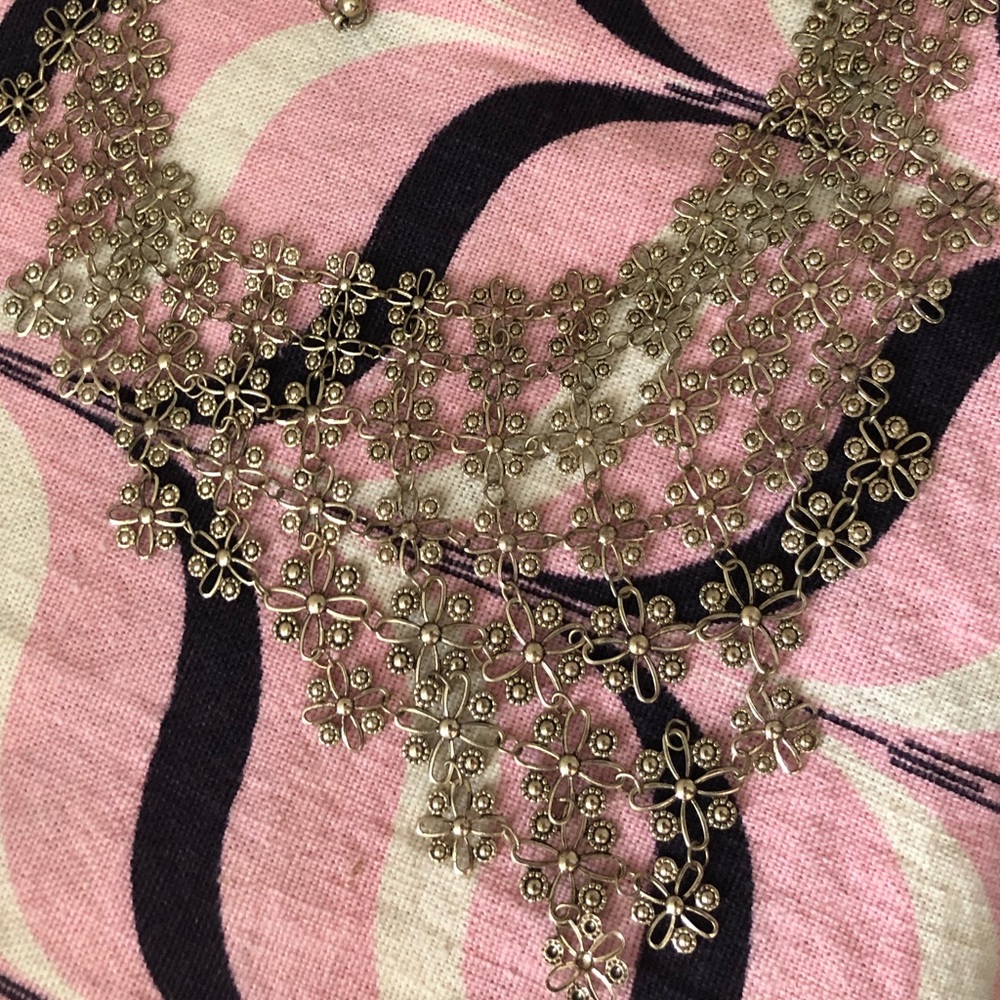 Flower chain bib necklace